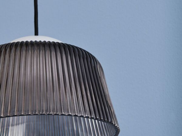 5_Brim Pendant 245 smoked grey glass.jpg