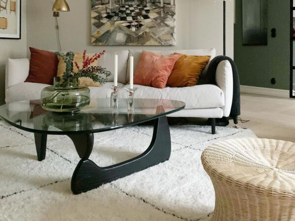 5_Noguchi Coffee Table.jpg