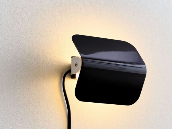 5_Apex_Wall_Lamp_iron_black.jpg