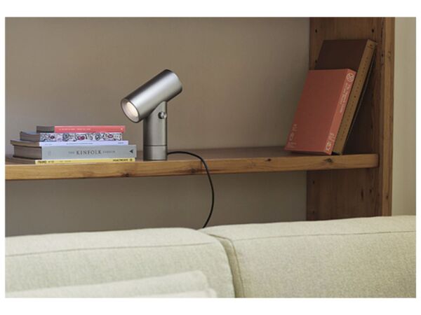 5_beam-table-lamp-aluminium-connect-sofa-muuto.jpg