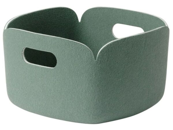 2_Restore-basket-28-28-27-dusty-green-muuto_5000x5000_8.jpg