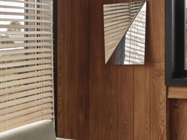5_outline-sofa-alu-ecriture-910-gaze-mirror-25x30-org_7.jpg