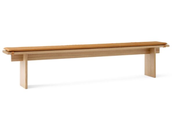 2_zBench-OS6_Veneer-Oak-w.-Oak-Legs_Ita-Seat-Pad-Bench-OS5_Angled-Front2-1200x1600.jpg