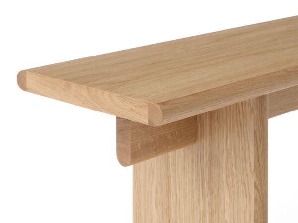 2_zBench-OS5_Veneer-Oak-w.-Oak-Legs_Detail-1200x1600.jpg