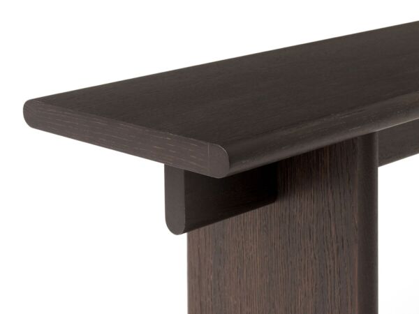 2_zBench-OS5_Veneer-Dark-Stained-Oak-w.-Dark-Stained-Oak-Legs_Detail-1200x1600.jpg