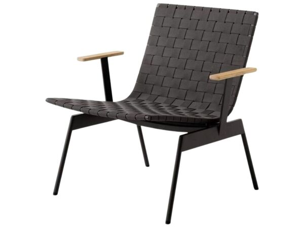 1_Ville_Outdoor_Lounge_Chair_AV45_Warm_Black_Angled_Front-1200x1600.jpg