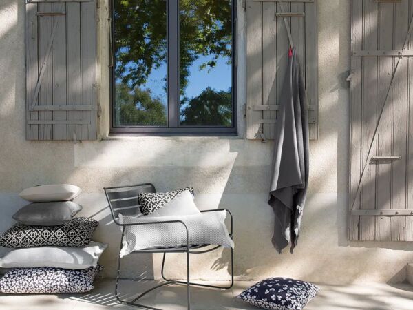 5_SURPRISING_CARBONE_MONTELIMAR_VISUEL2021_AURELIE_LECUYER _1.jpg