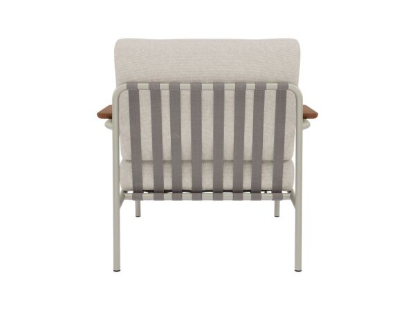 2_ZSETTLE_LOUNGE_CHAIR (2).jpg