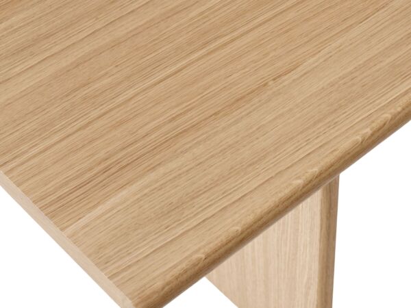2_zDining-Table-OS2_Veneer-Oak-w.-Oak-Legs_Angled-Front_Detail-1200x1600.jpg