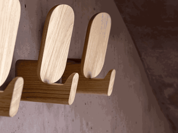 5_zeitraummoebel-wandhaken-adhook-massivholz-07-610x405.png