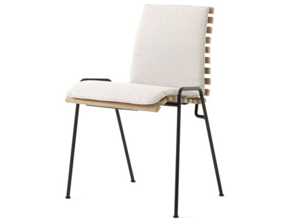 2_RFH-Terrace-Chair-RD4_Black-w.-Teak-and-Heritage-Charcoal-Cushion_Angled-front-1200x1600.jpg