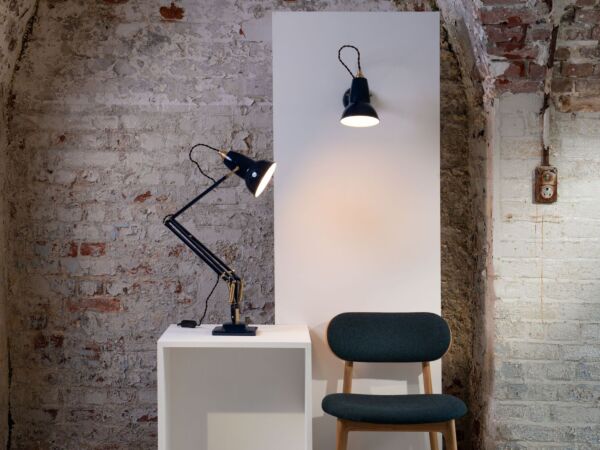 5_original-1227-brass-desk-wall-light-jet-black.jpg