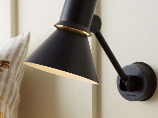 5_type-80-w2-wall-light-black-3.jpg