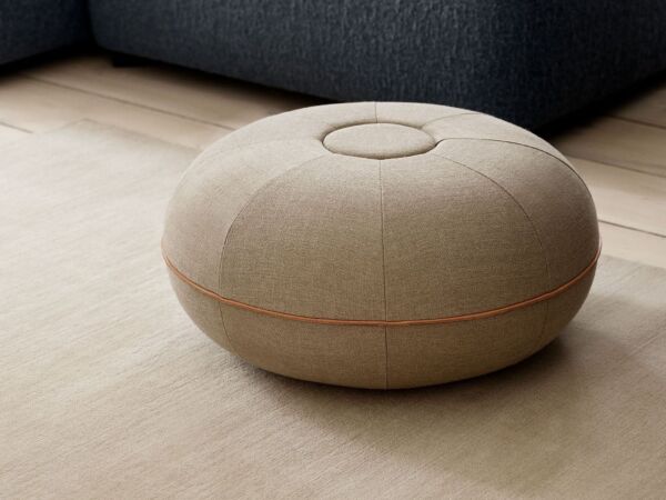 5_fritz-hansen-the-pouf.jpg