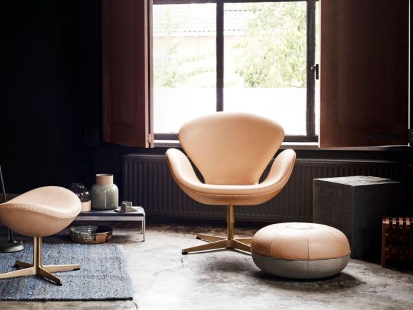 5_fritz-hansen-the-pouf-view-add05.jpg