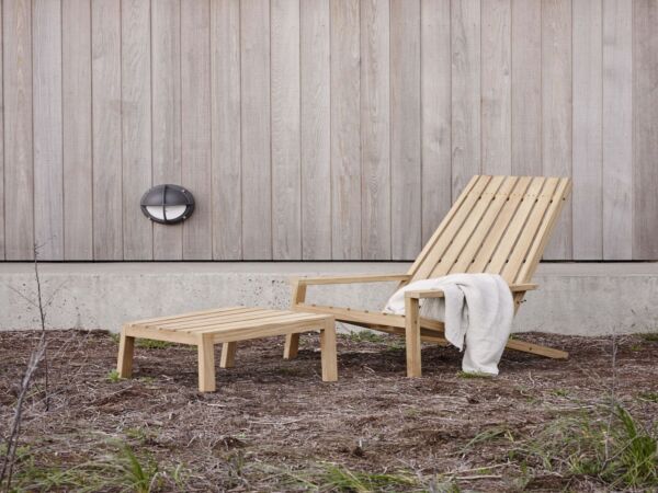 5_between_lines_chair_amb1.jpg