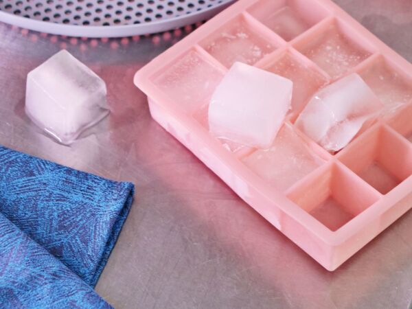5_Ice Cube Tray03.jpg