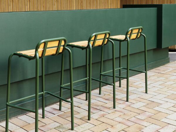 5_vig-barstool-75-cm-robinia-lifestyle_1.jpg