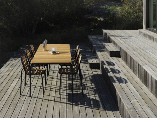 5_Vig_Chair_Robinia_Black_Vig_Table_90x200cm_Robinia_Black.jpg
