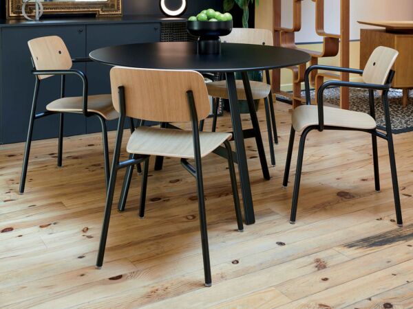5_Studie Chaise Chêne03.jpg
