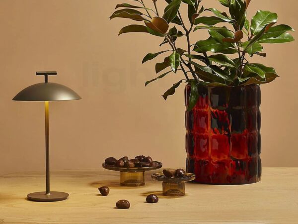 5_Kartell_Mini_Geen_A_Lampe_de_table_LED_noir--487ba2fc6c87b16498cb2dcfaf35d102_1.jpg