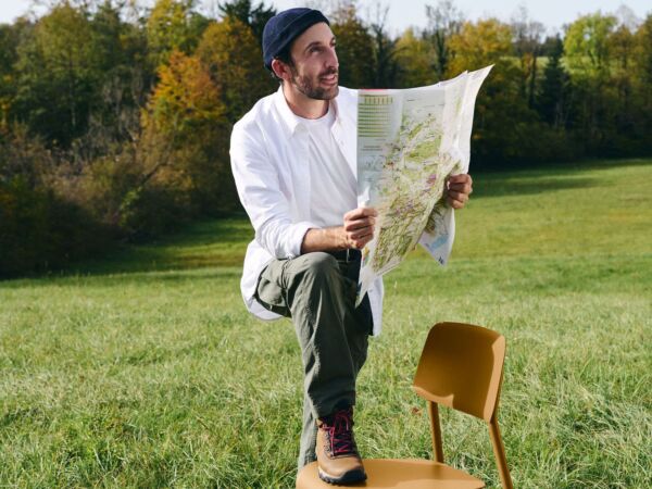 5_Studi Chaise.jpg