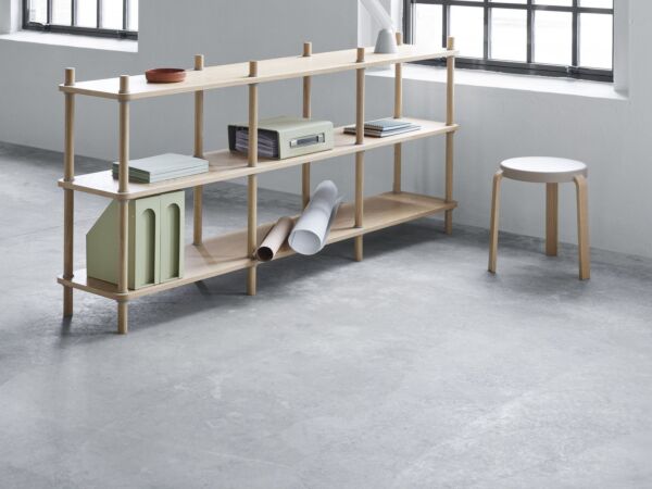 5_Tap Stool Oak06.jpg