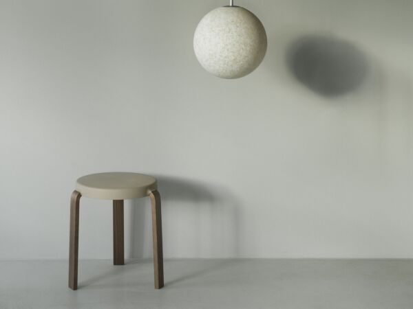 5_Tap Stool Walnut03.jpg