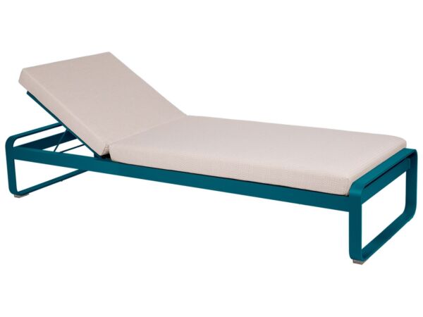 2_BELLEVIE_LOUNGE_LIT_DE_SOLEIL_BLEU_ACAPULCO_PERLE_SKU_850221D4.jpg