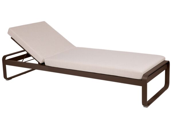 2_BELLEVIE_LOUNGE_LIT_DE_SOLEIL_TONKA_PERLE_SKU_8502E3D4.jpg