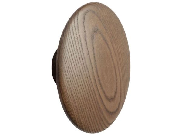 2_The-dots-wood-large-ø17-stained-dark-brown-angle-Muuto-5000x5000-hi-res_8.jpg