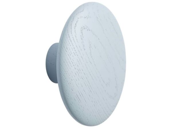 2_The-dots-wood-medium-ø13-light-blue-angle-Muuto-5000x5000-hi-res_8.jpg