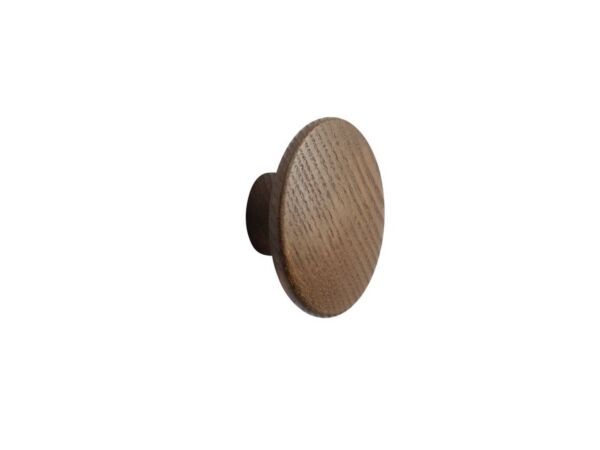 2_The-dots-wood-xsmall-ø6-5-stained-dark-brown-angle-Muuto-5000x5000-hi-res_8.jpg
