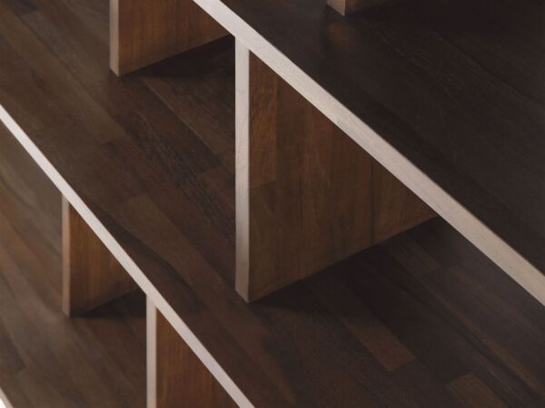 2_zIrregular_rack_varnished_teak_brown_det03.jpg