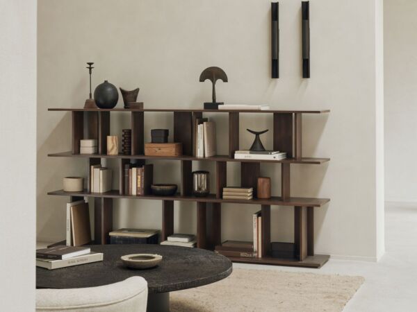 5_Irregular_10632_rack_teak_brown_20145_Ellipse_sofa_oatmeal_25931_Slice_coffee_table_21750_21751_21752_Dunes_rug_cumin.jpg