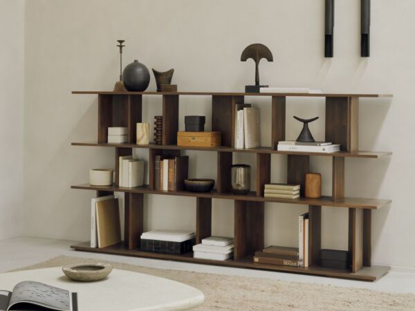 5_Irregular_rack_teak_brown_26412_Elements_coffee_table_21750_21751_21752_Dunes_rug_cumin_29626_Pisa_object.jpg