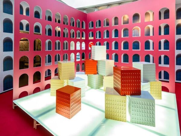 5_Eur Tabouret 1.jpg