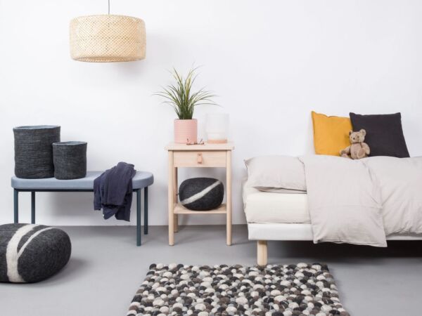 5_hardy-filzkugelteppich-rechteckig-steinoptik-ambiente-myfelt-3_1.jpg