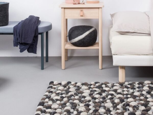 5_hardy-filzkugelteppich-rechteckig-steinoptik-hover-myfelt_1.jpg