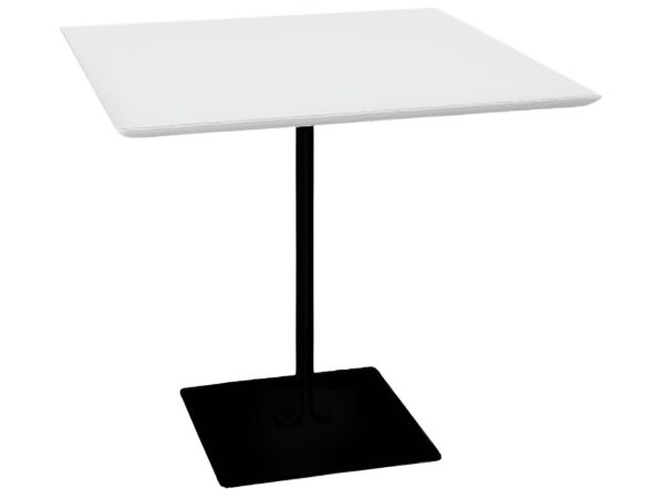 2_Dizzie Table Carrée 1.jpg