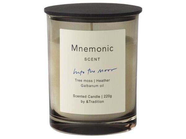 2_MNC5-Scented-Candle_Into-The-Moor_Candle-lid.jpg