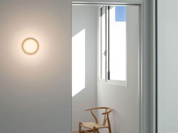 5_Dots Glass.jpg