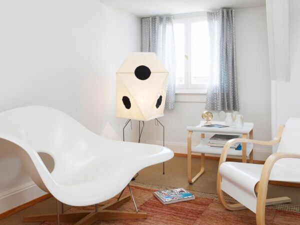 vitra-akari-uf3-q-ambiente-7-_zoom.jpg