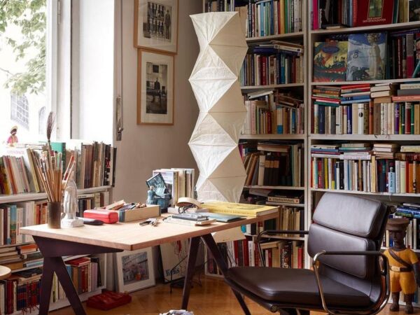 vitra-akari-uf4-l8-lampe-floor-noguchi-lifestyle-smow-02_zoom.jpg
