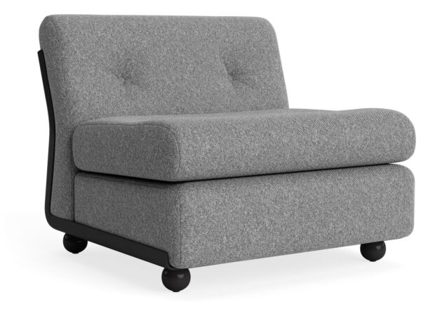 2_AF321-A414-AA25-01CM_Amanta 1 seater Hallingdal 126_anthracite shell.jpg