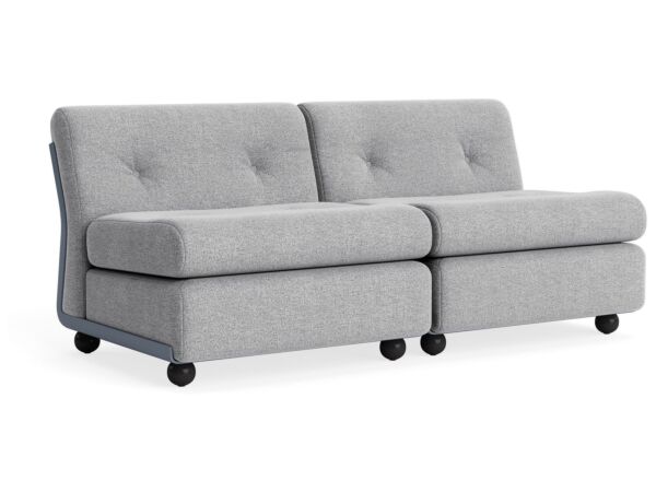 2_AF328-A414-AA25-01CO_Amanta 2 seater Hallingdal 130_frost blue shell.jpg