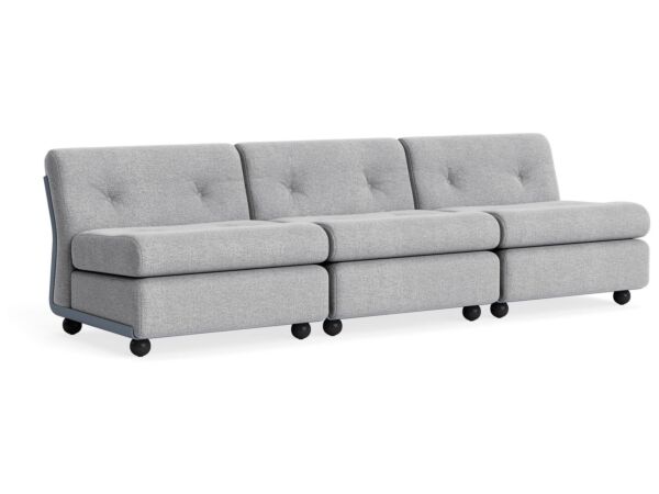 2_AF333-A414-AA25-01CO_Amanta 3 seater Hallingdal 130_frost blue shell.jpg