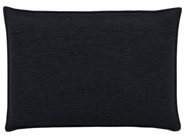 2_IN_SITU_CUSHION_70_X_50 clay 2.jpg