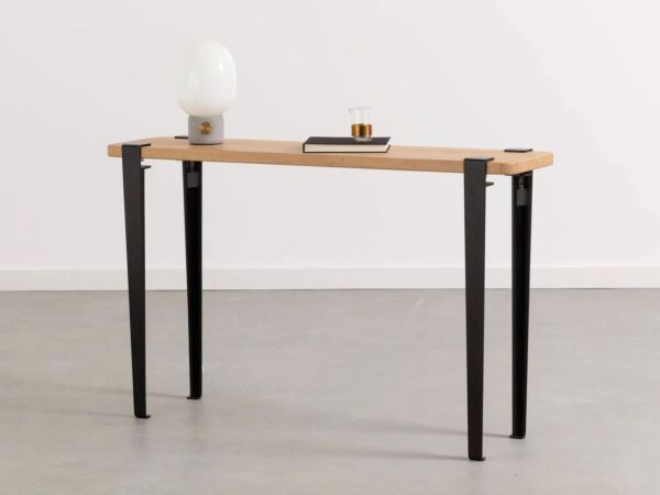 5_Tiptoe console01.jpg