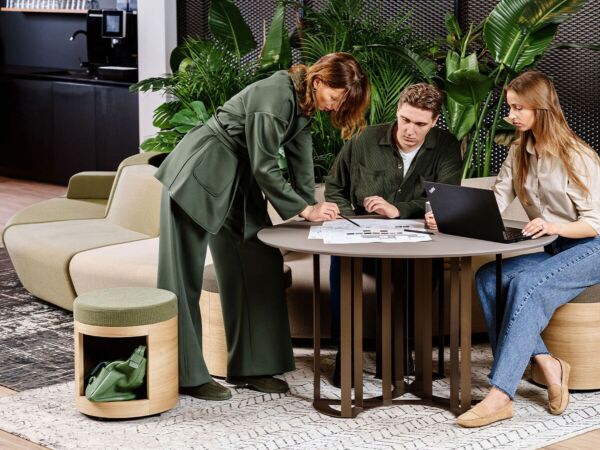 5_narbutas-zoozoo-meeting-table-office-desks-archello03.jpg
